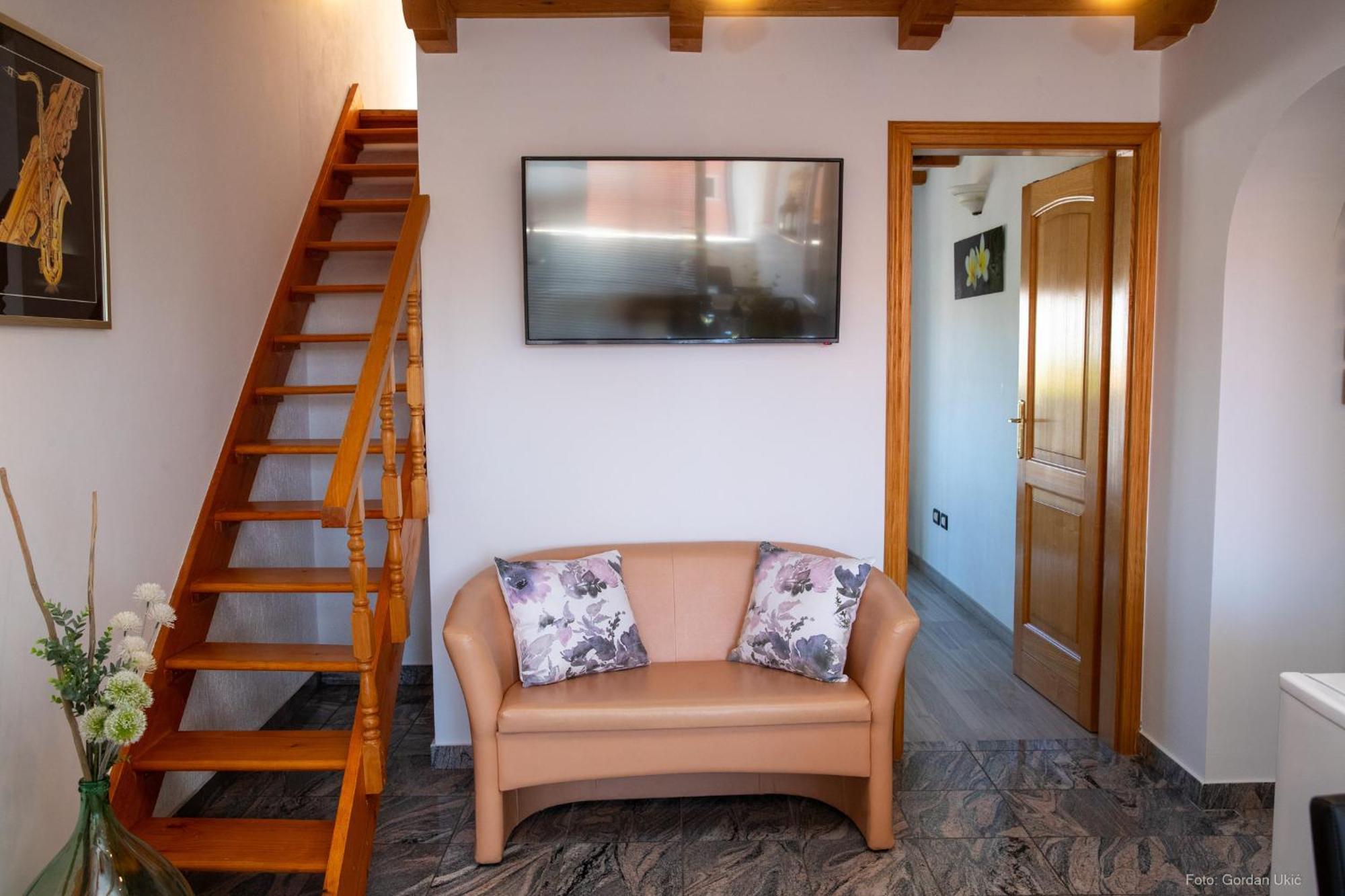 Guesthouse Mila โรวีน ห้อง รูปภาพ