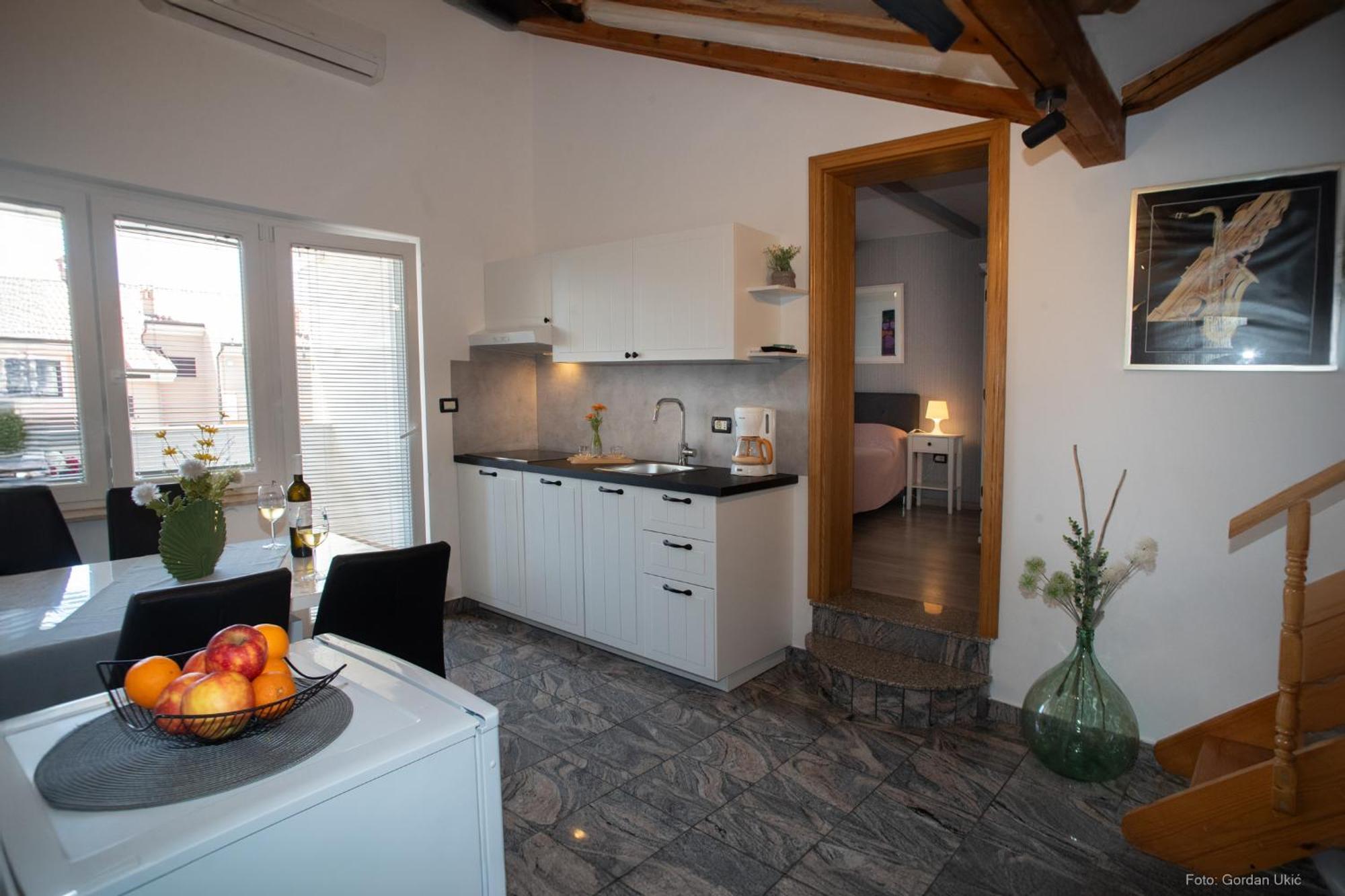 Guesthouse Mila โรวีน ห้อง รูปภาพ