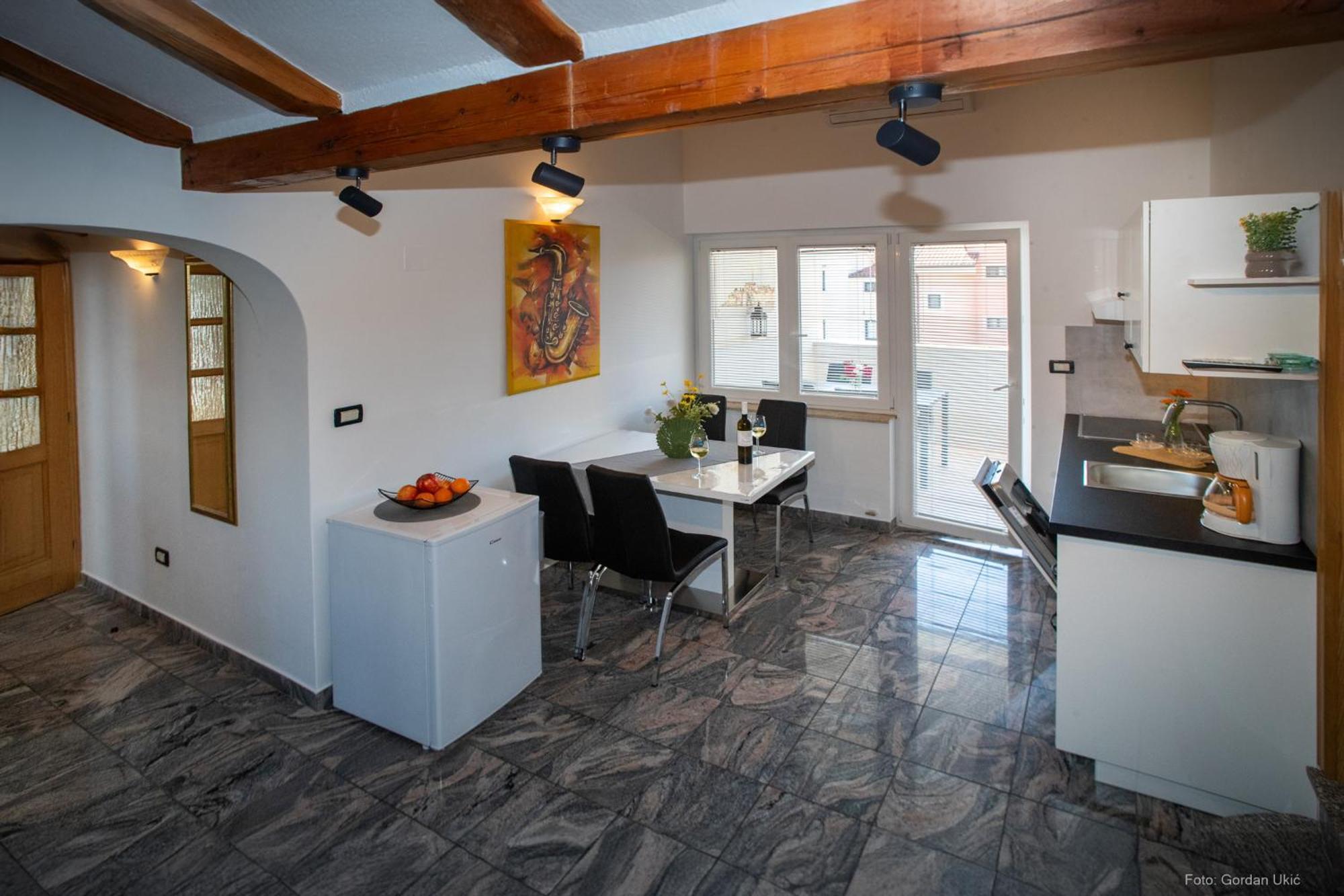 Guesthouse Mila โรวีน ห้อง รูปภาพ