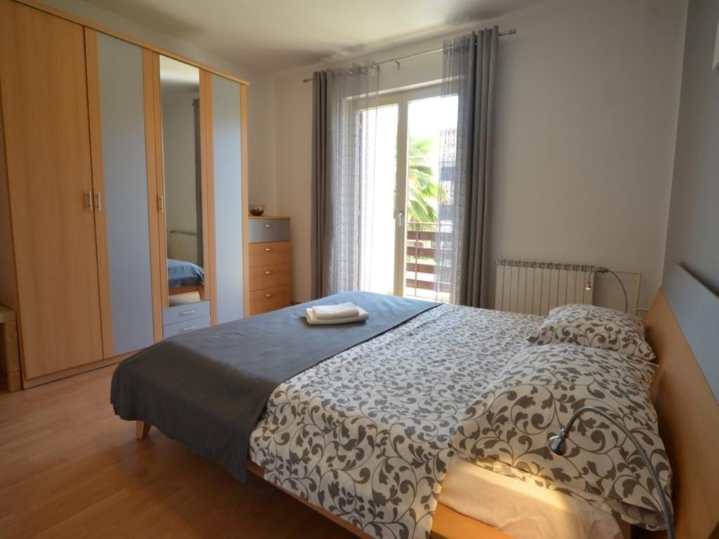 Guesthouse Mila โรวีน ภายนอก รูปภาพ