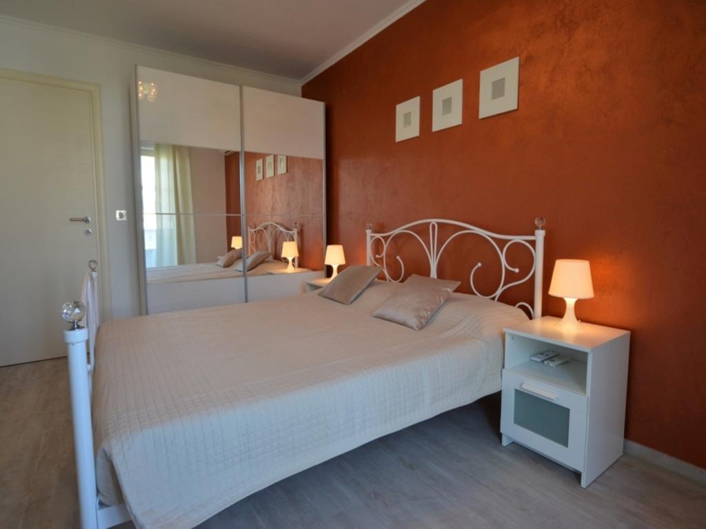 Guesthouse Mila โรวีน ภายนอก รูปภาพ