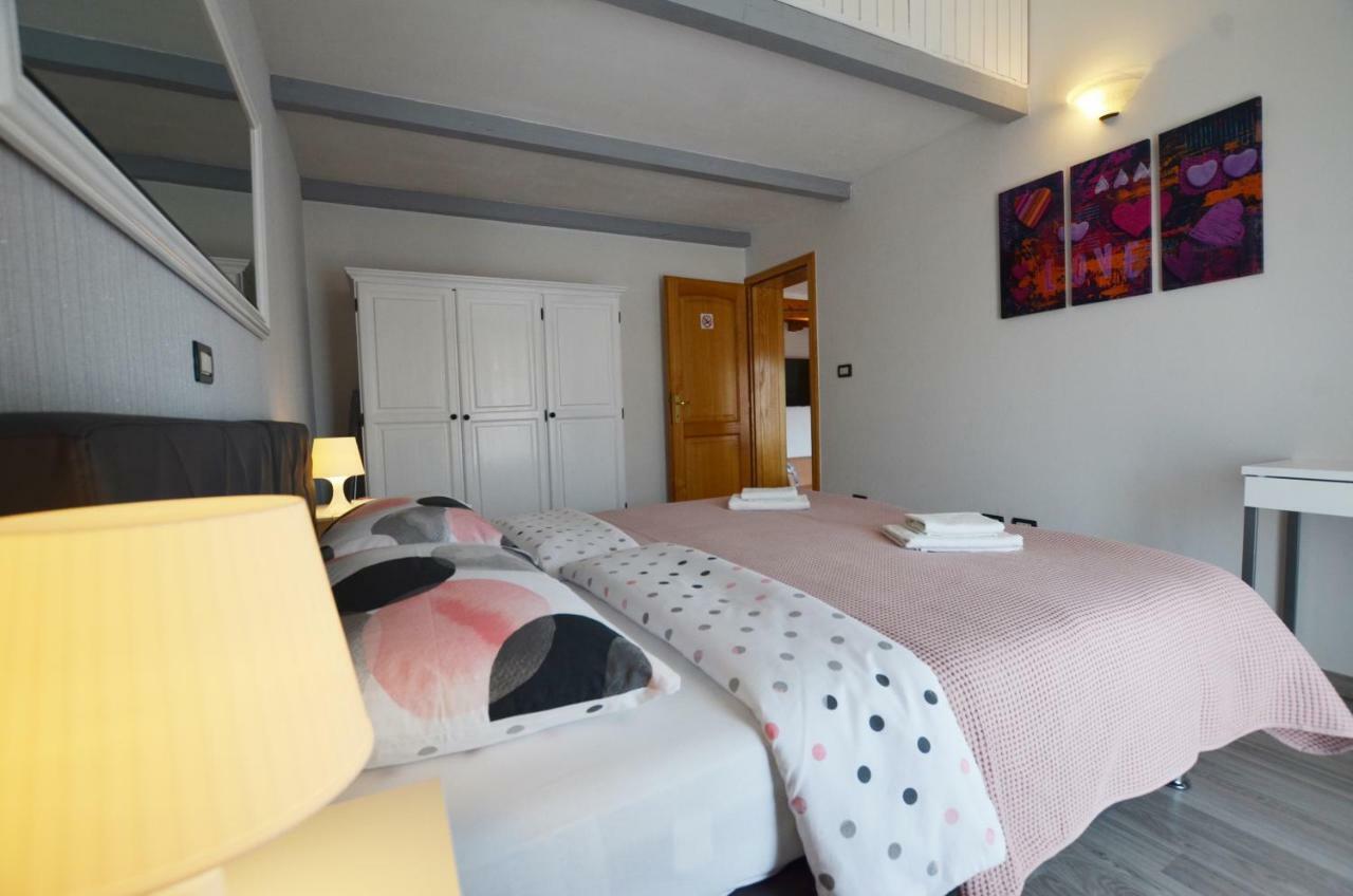 Guesthouse Mila โรวีน ภายนอก รูปภาพ