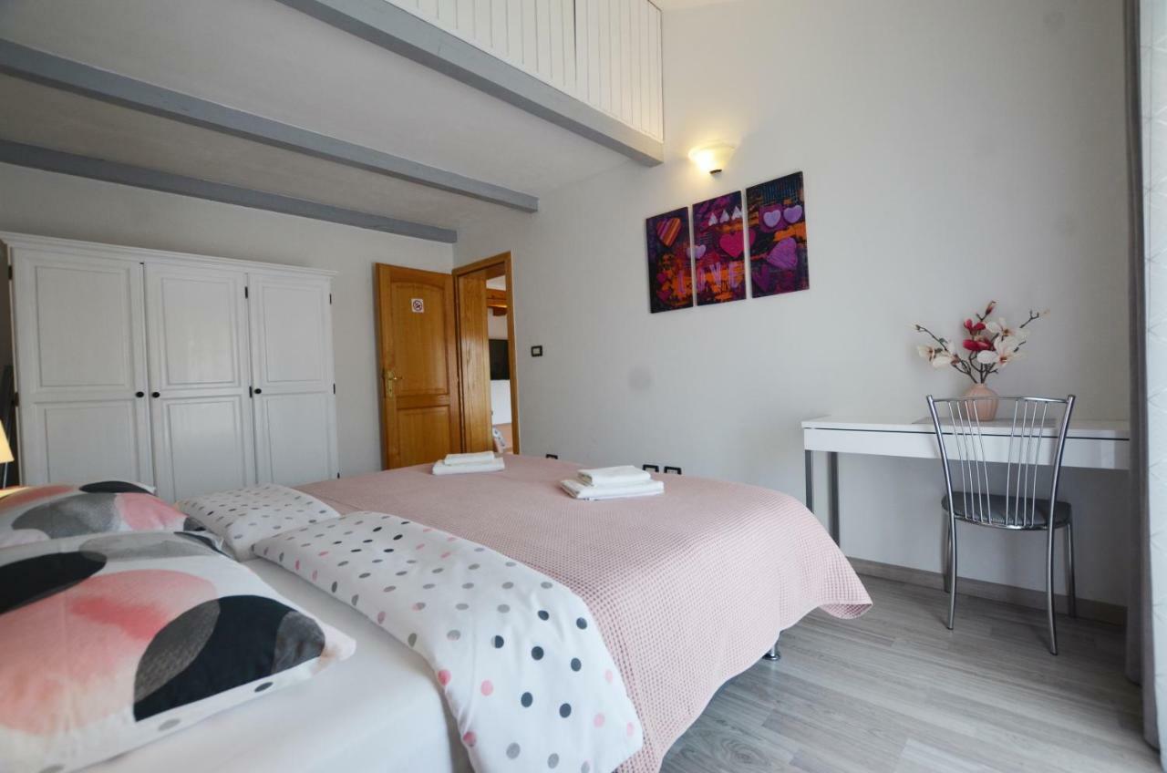 Guesthouse Mila โรวีน ภายนอก รูปภาพ
