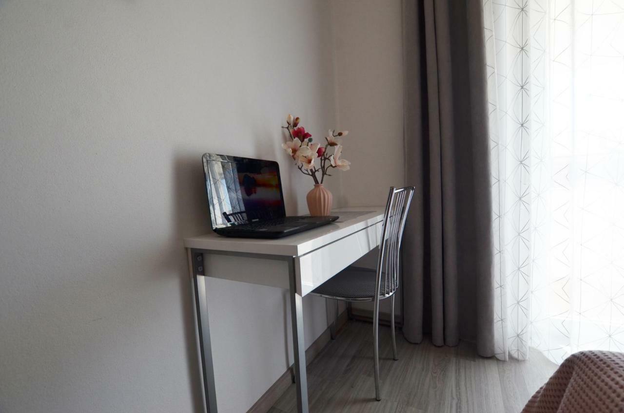 Guesthouse Mila โรวีน ภายนอก รูปภาพ